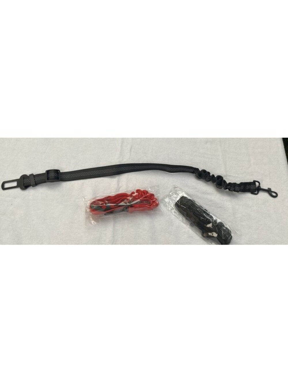 Set Of 3 Dog Car Seat Belt Restraint Tethers.  Black/Red. New In Box.